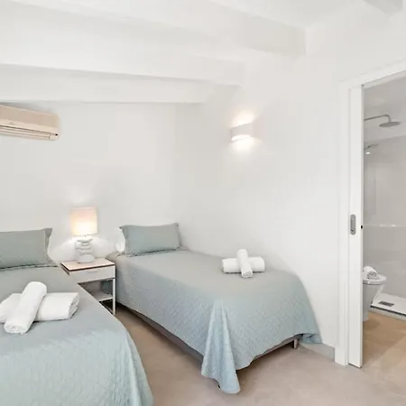 Luminosa Villa *